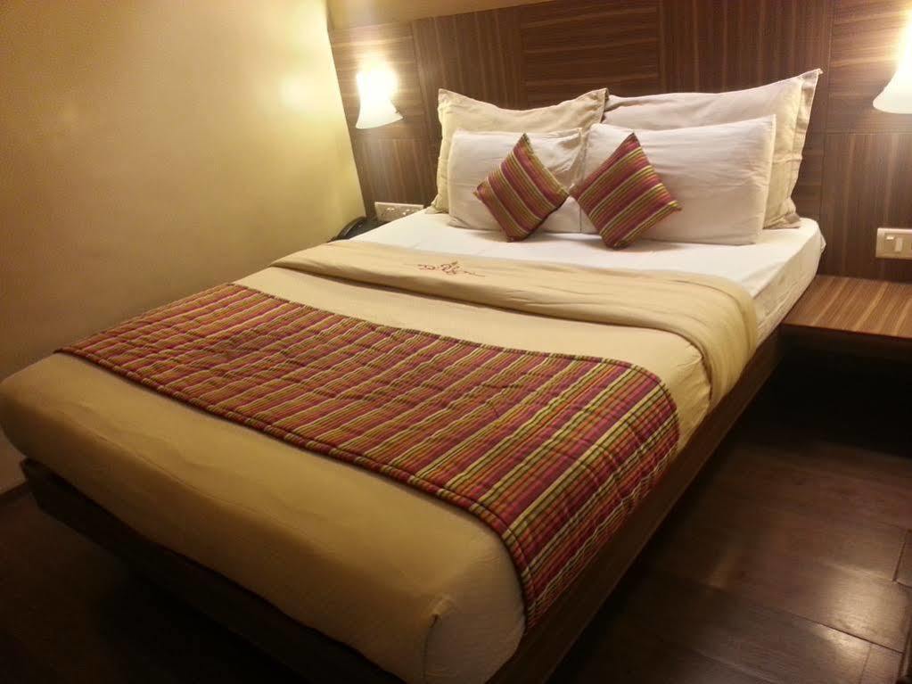 Hotel Landmark Fort Мумбаї Екстер'єр фото